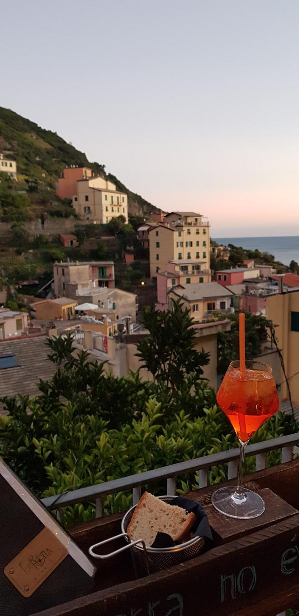 Casa San Giovanni: : vista mare, balcone, free park. Riomaggiore Esterno foto