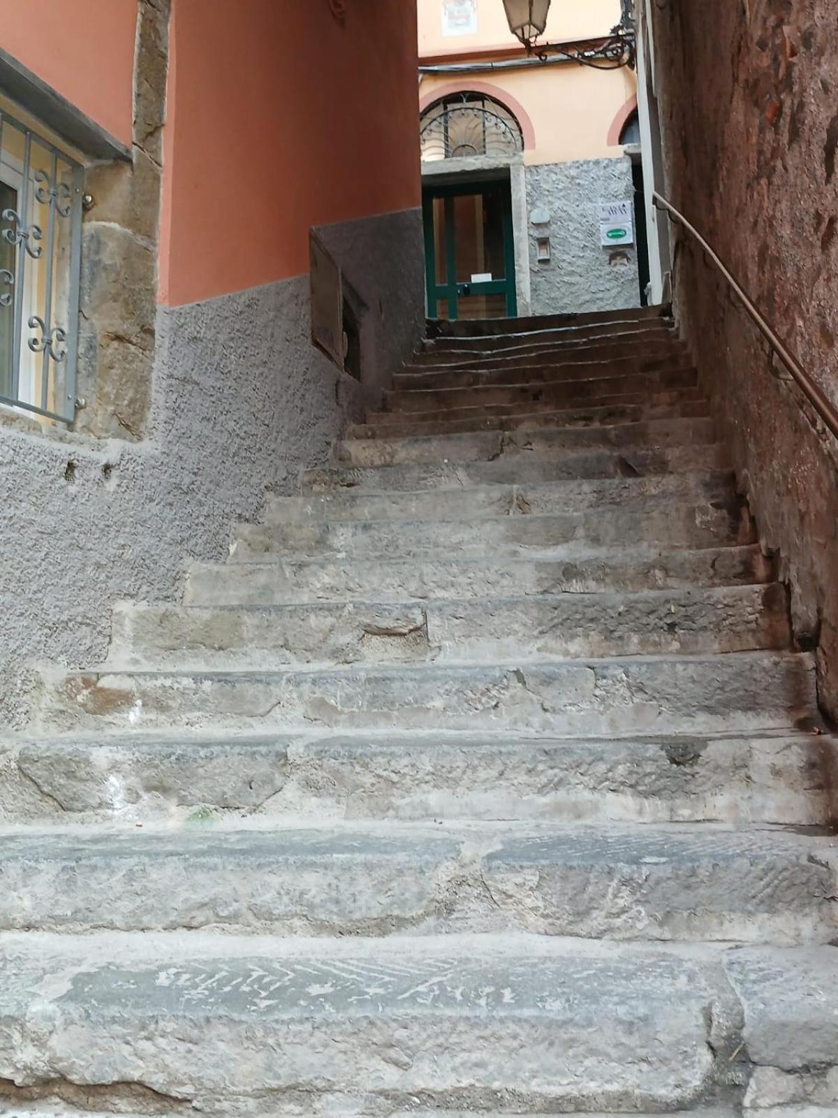 Casa San Giovanni: : vista mare, balcone, free park. Riomaggiore Esterno foto